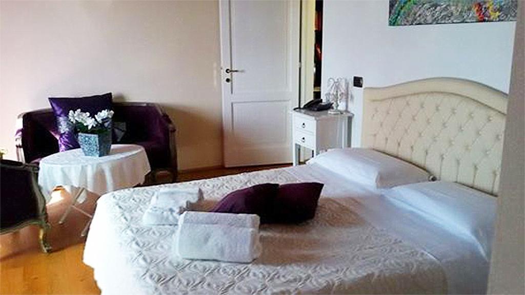 L'Albero Di Gameli Bed & Breakfast Chiusi Oda fotoğraf